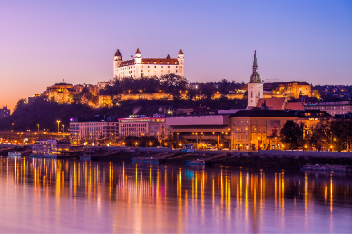 Advent Pozsonyban, látogatással Schloss Hofban